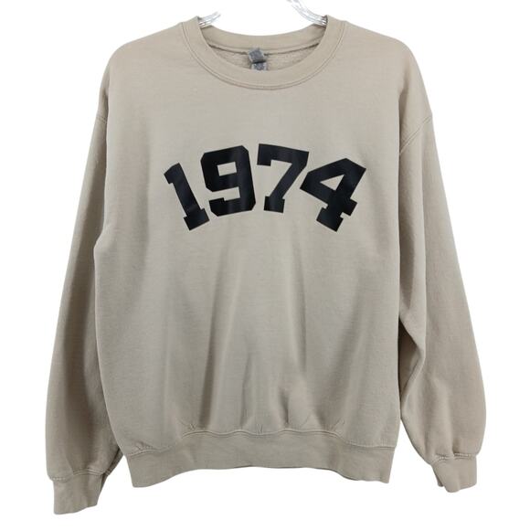 1974 Cream Crew Neck Sweatshirt Size M Sporty Academia Preppy Collegiate Varsity - Picture 1 of 7
